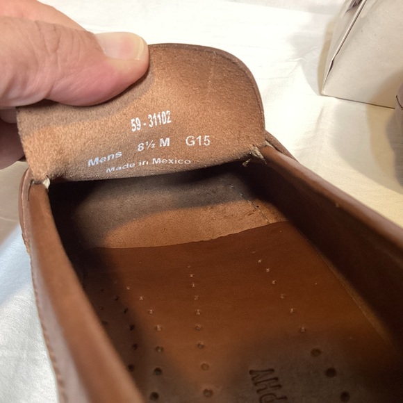 Brown Leather Tassel Loafers By Johnston & Murphy Men’s size 8 1/2
